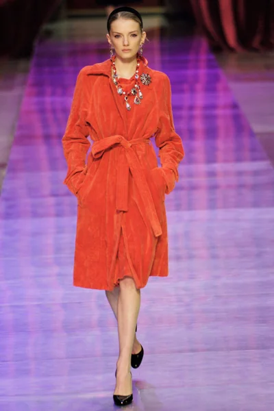 Look 1
